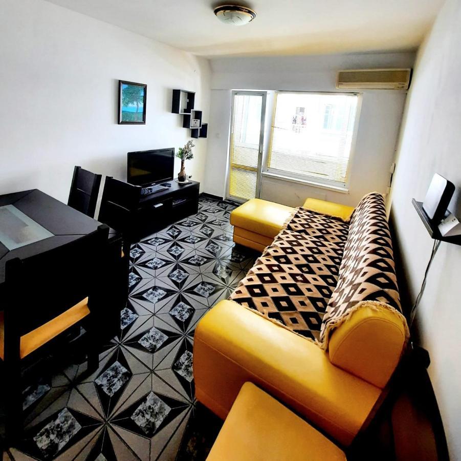 Apartment Міа Варна Екстер'єр фото