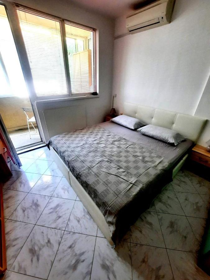 Apartment Міа Варна Екстер'єр фото